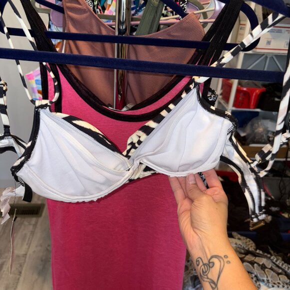 LAUREN RALPH LAUREN Zebra Shirred Bikini Top - Picture 3 of 4